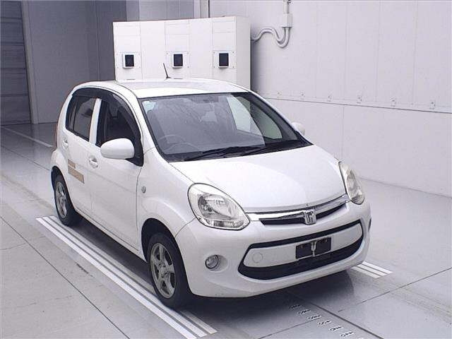 TOYOTA PASSO 2015