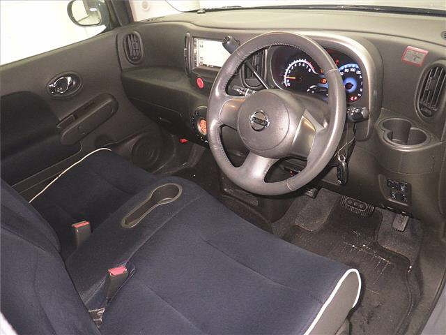 NISSAN CUBE 2012
