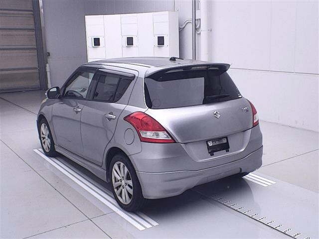SUZUKI SWIFT 2013