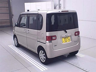DAIHATSU TANTO 2012