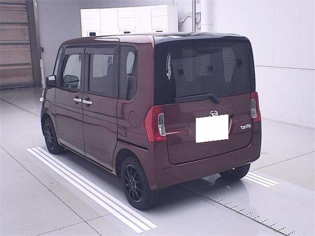 DAIHATSU TANTO 2017