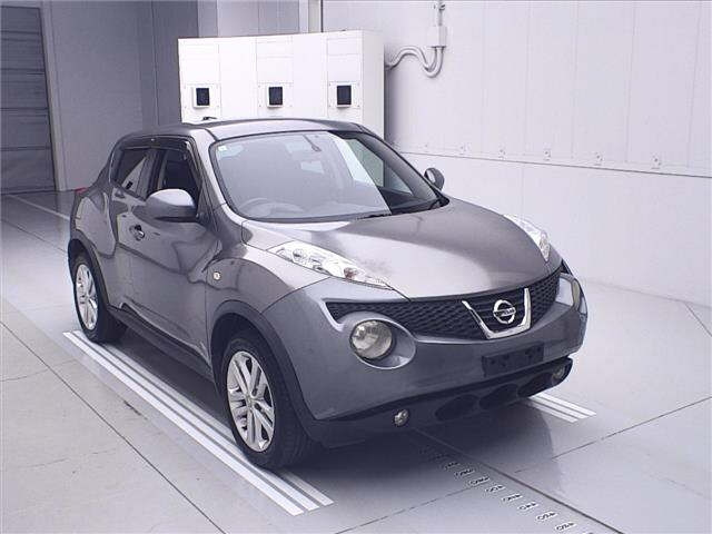 NISSAN JUKE 2011