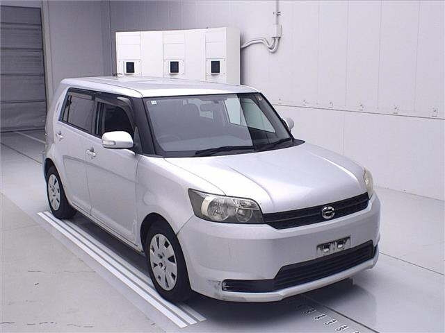 TOYOTA COROLLA RUMION 2010