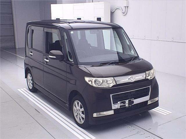 DAIHATSU TANTO 2009