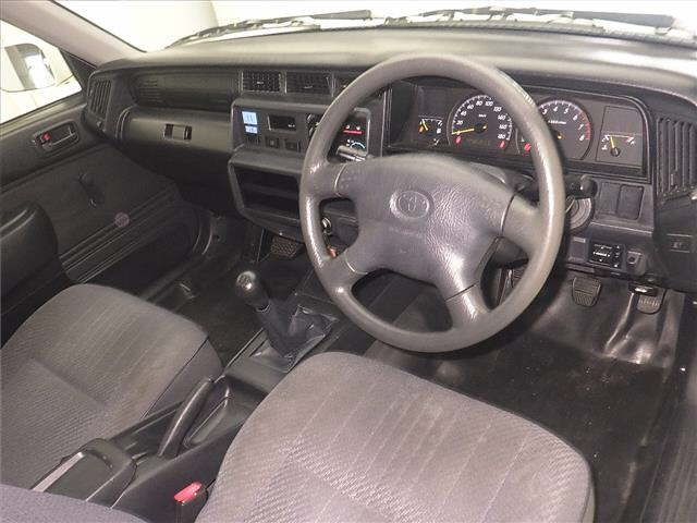 TOYOTA CROWN COMFORT 2014