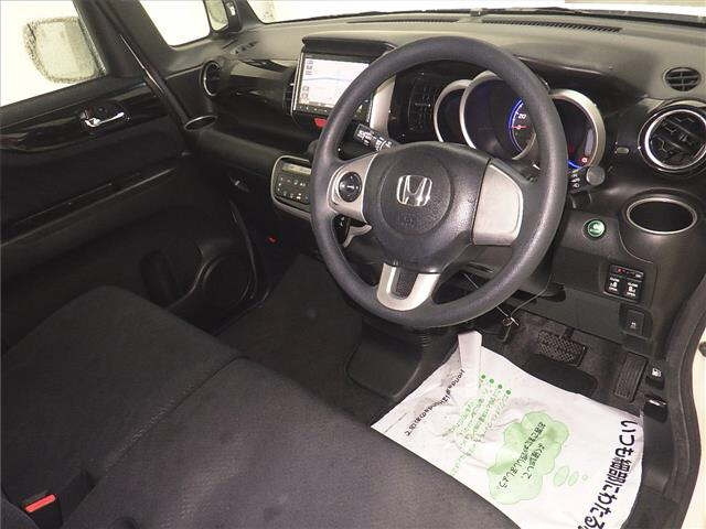 HONDA N BOX 2011