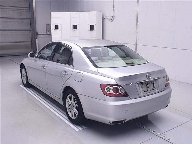 TOYOTA MARK X 2009