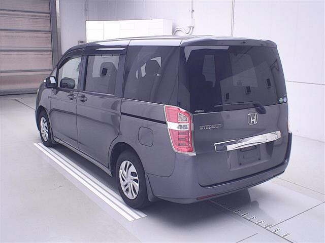 HONDA STEP WAGON 2013