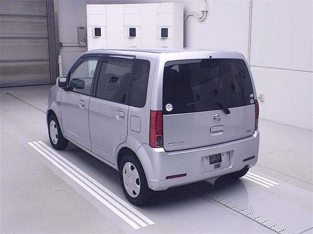 NISSAN OTTI 2011