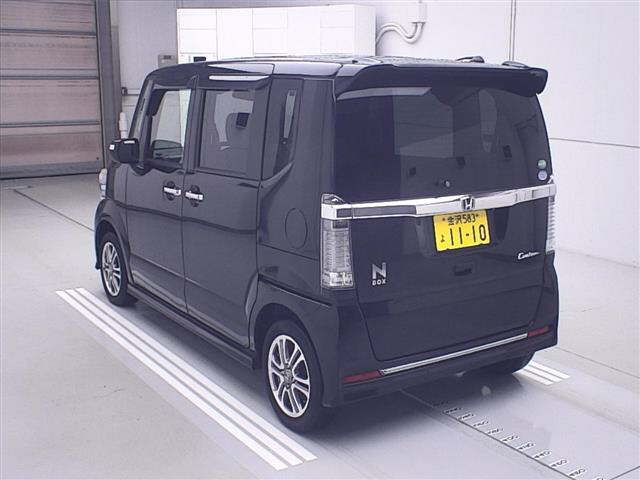 HONDA N BOX 2015