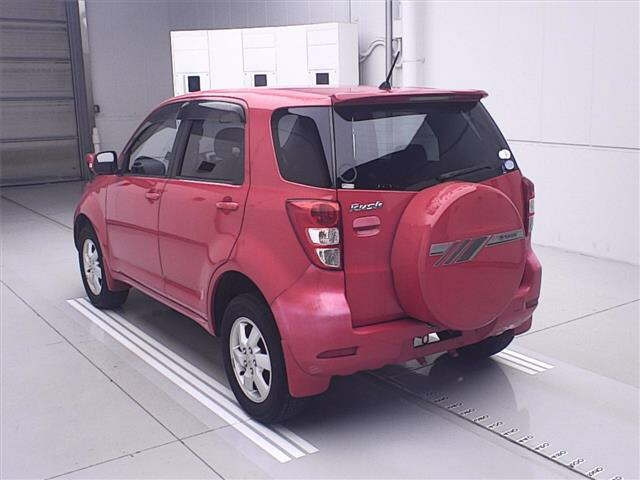 TOYOTA RUSH 2008