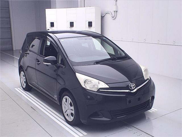 TOYOTA RACTIS 2013
