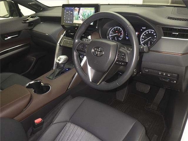 TOYOTA HARRIER 2022