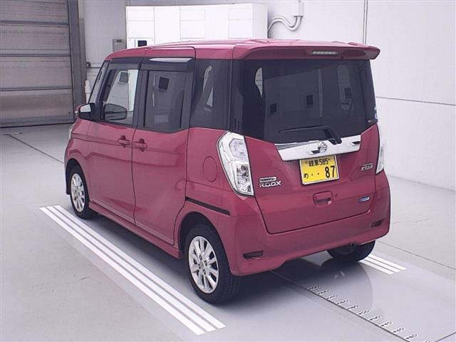 NISSAN DAYZ ROOX 2015