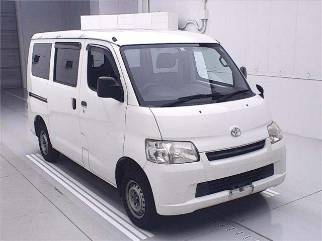 TOYOTA TOWN ACE VAN 2017