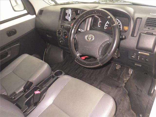 TOYOTA TOWN ACE VAN 2017