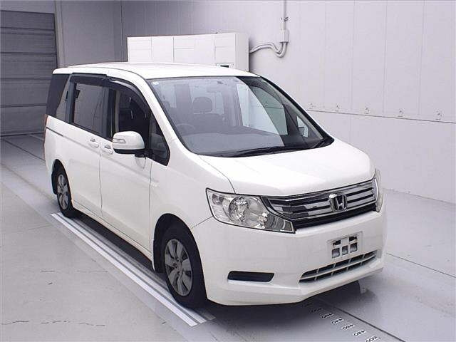 HONDA STEP WAGON 2010