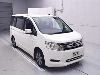 HONDA STEP WAGON 2010