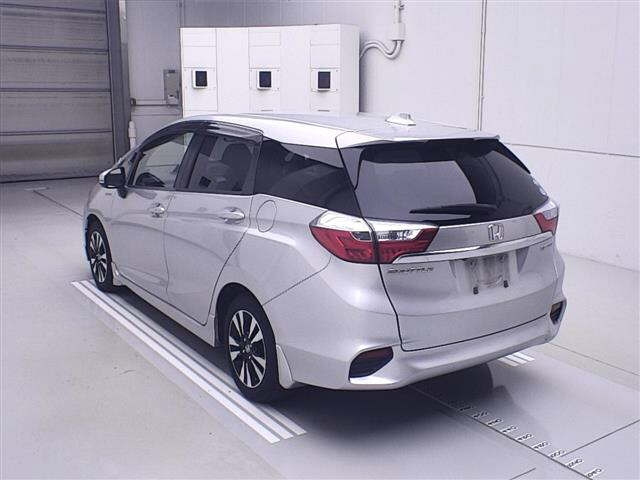 HONDA SHUTTLE 2016