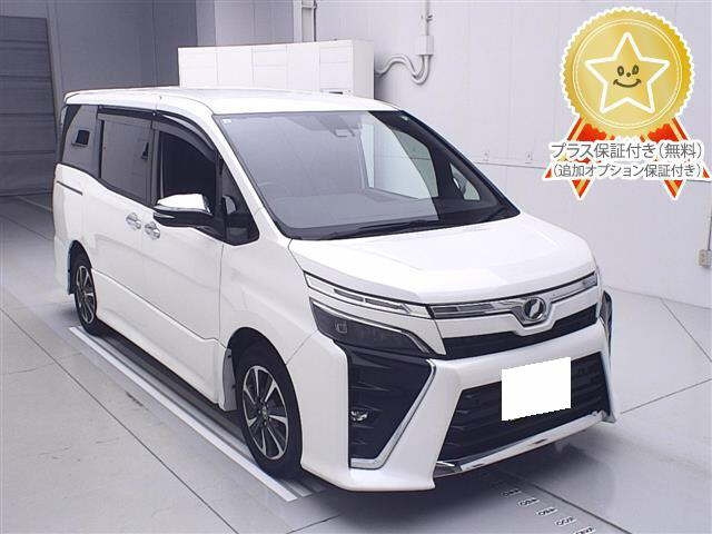 TOYOTA VOXY 2019