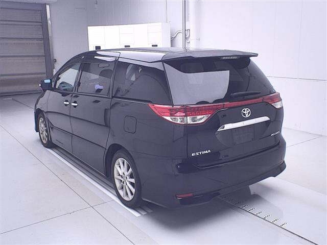TOYOTA ESTIMA 2011