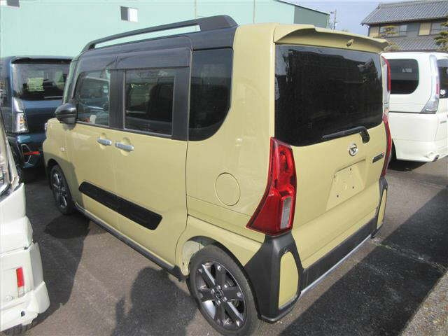 DAIHATSU TANTO 2022