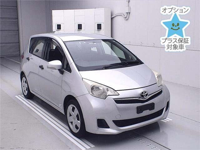TOYOTA RACTIS 2014