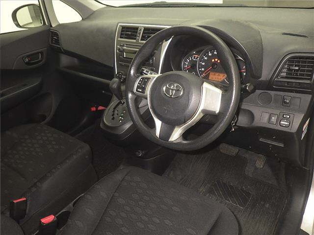 TOYOTA RACTIS 2014