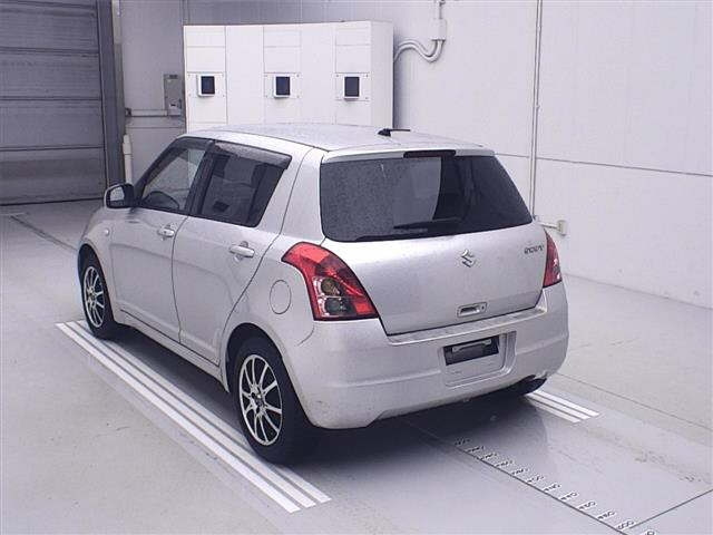 SUZUKI SWIFT 2009