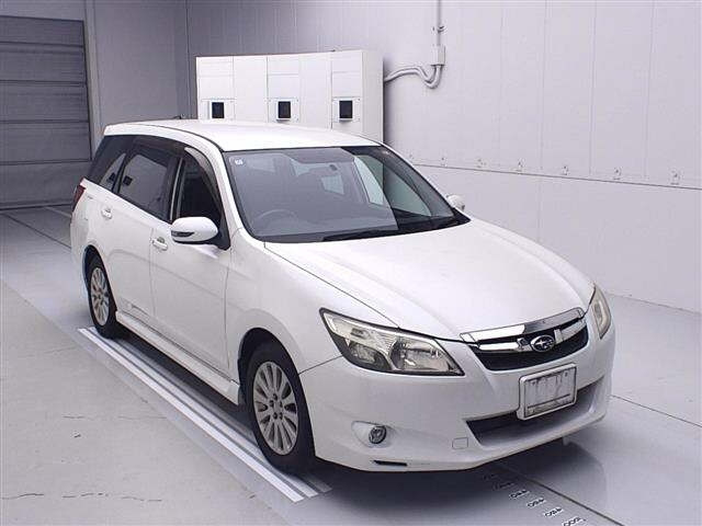SUBARU EXIGA 2012