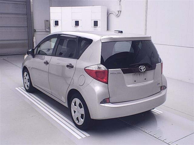 TOYOTA RACTIS 2012