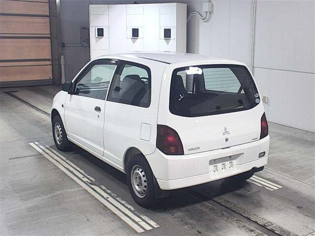 MITSUBISHI MINICA 2009