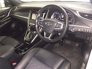 TOYOTA HARRIER 2019