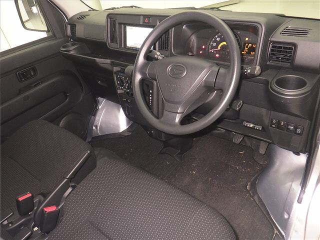 DAIHATSU HIJET VAN 2019