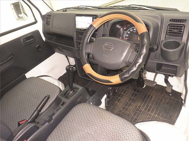 NISSAN CLIPPER TRUCK 2014