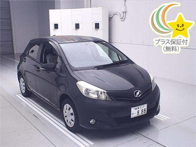 TOYOTA VITZ 2014
