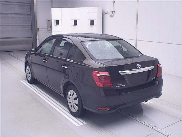 TOYOTA COROLLA AXIO 2015