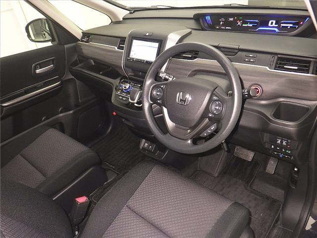 HONDA FREED 2023