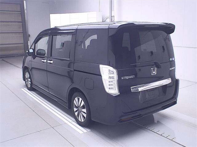 HONDA STEP WAGON 2013