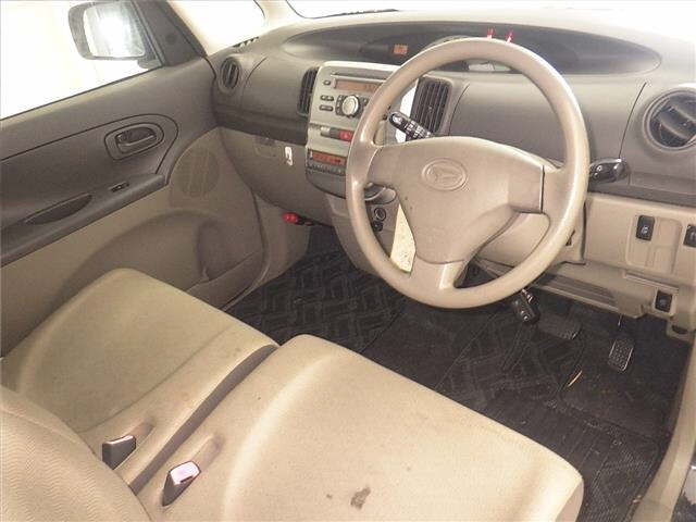 DAIHATSU TANTO 2008