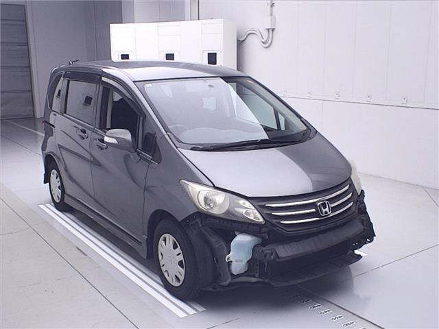 HONDA FREED 2008