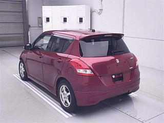 SUZUKI SWIFT 2015