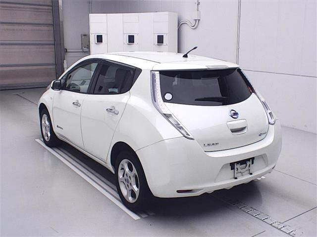 NISSAN LEAF 2012