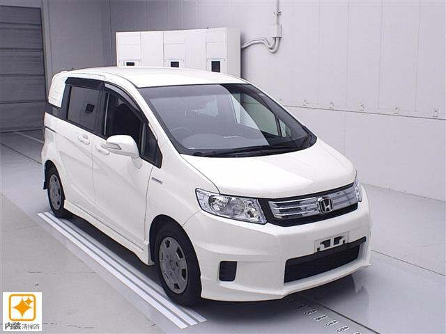 HONDA FREED 2012