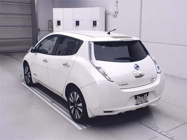 NISSAN LEAF 2014