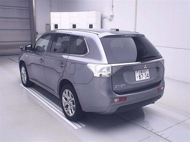 MITSUBISHI OUTLANDER PHEV 2014