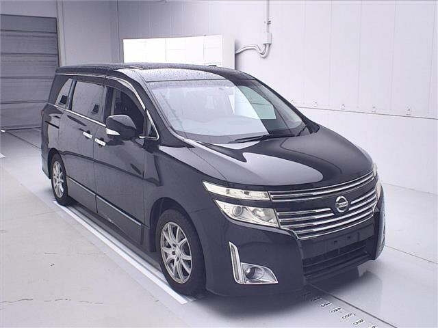 NISSAN ELGRAND 2011