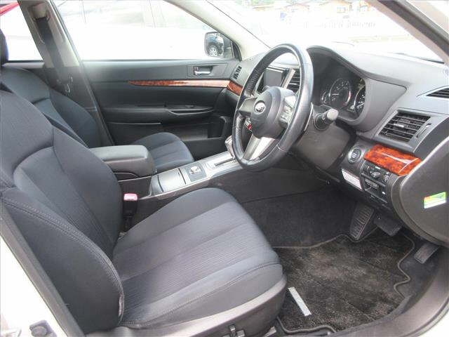 SUBARU LEGACY 2010