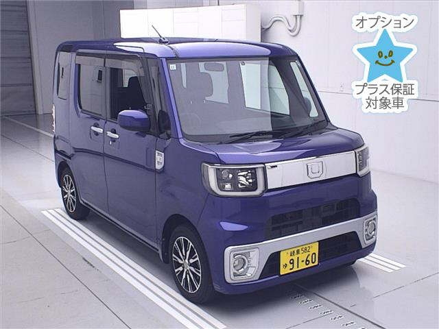 DAIHATSU WAKE 2015