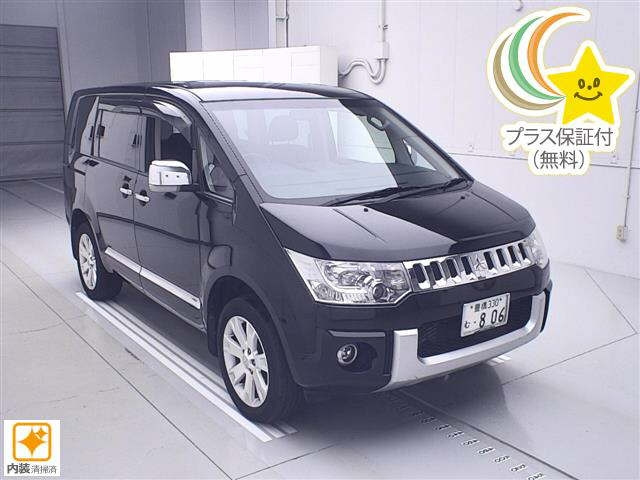 MITSUBISHI DELICA D5 2013